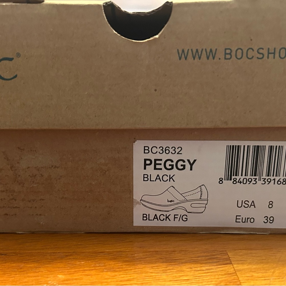 boc Black Slip-On Leather Clog Mule - Picture 3 of 5